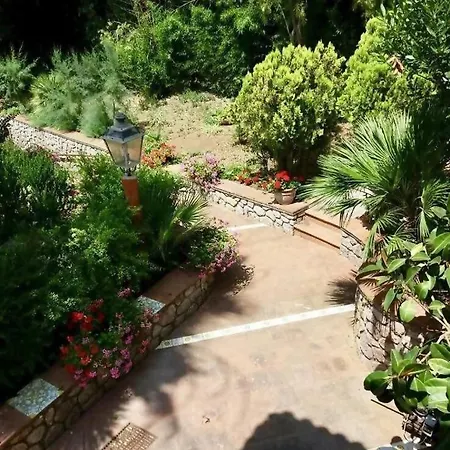 Casa Rossella - Casa Con Giardino By Italianhost * カプリ